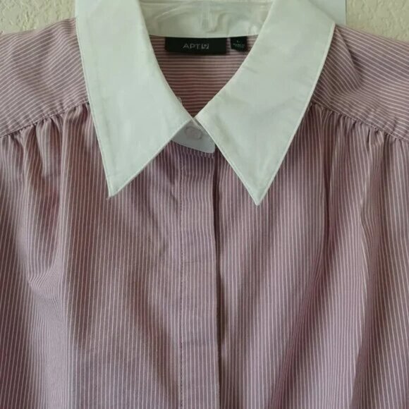 Apt 9 Long Sleeve Button Down Bankers Shirt Pink Pin Stripe, Womens Size Large - Picture 4 of 12
